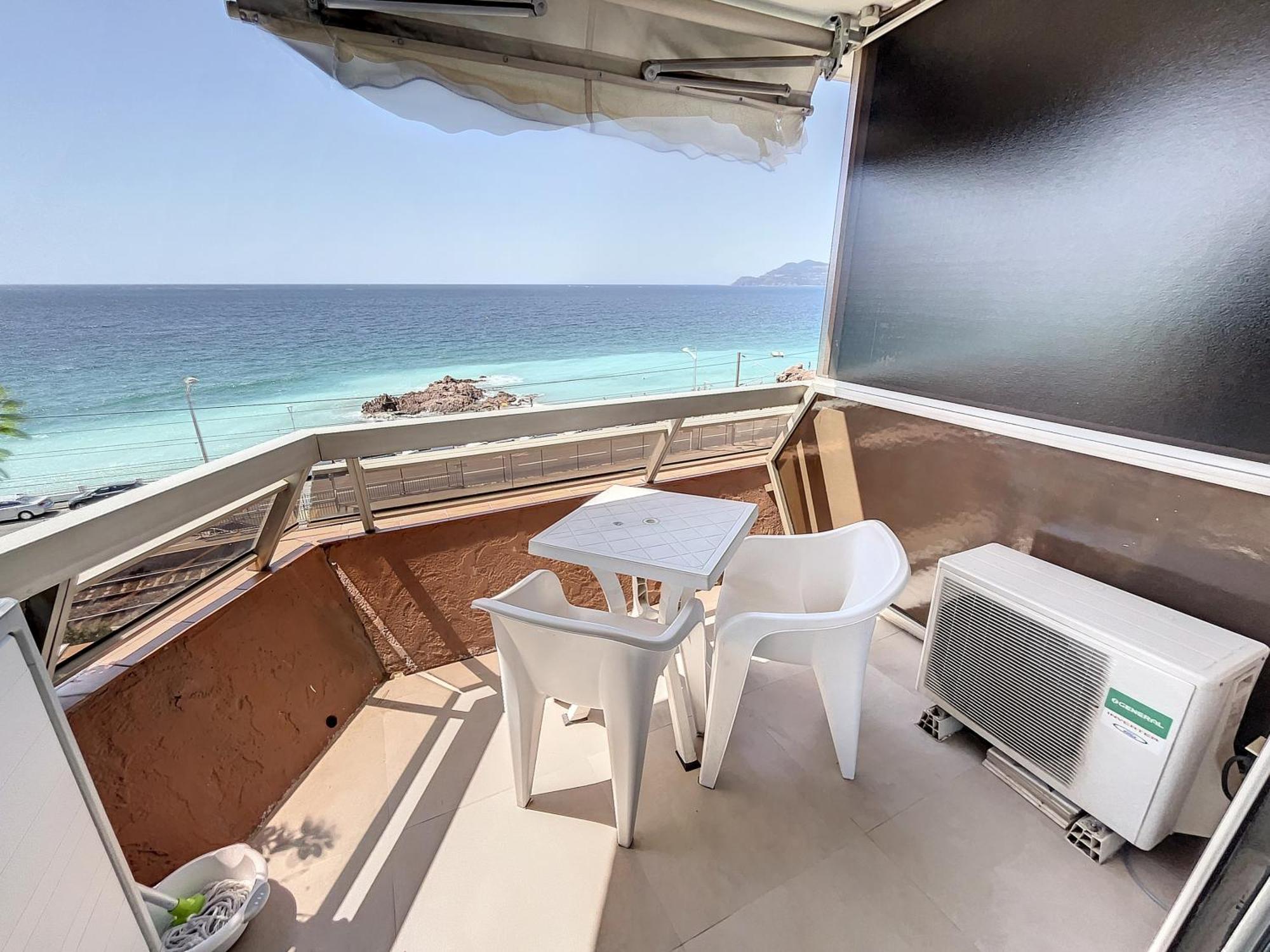 Studio With Beautiful Sea View And Direct Beach Access Cannes Exterior foto